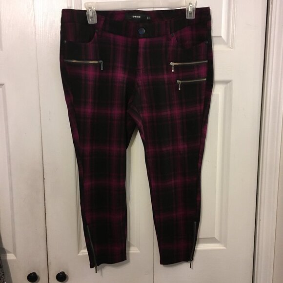 Torrid Berry Plaid Ponte Stretch Ankle Skinny Pants W/ zipper detail - Picture 2 of 9